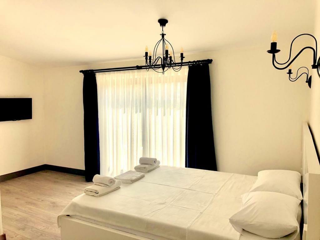 Victoria Hotel And Lounge Foça Luaran gambar