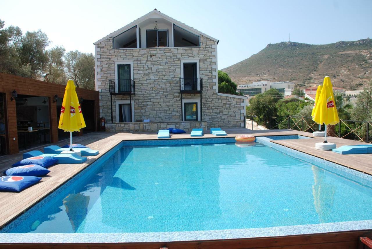 Victoria Hotel And Lounge Foça Luaran gambar